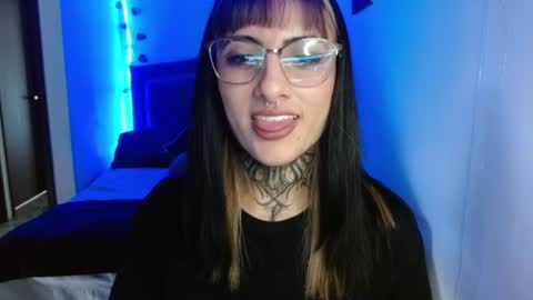 lia spicy   ig online show from June 26, 6:20 pm