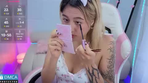 lia summer1 online show from June 14, 10:10 pm