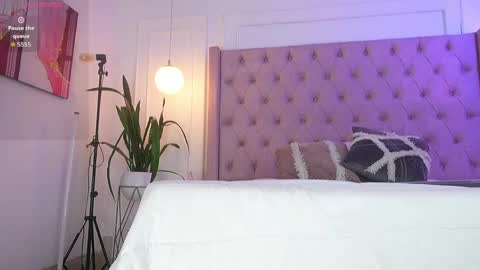 LIA  online show from April 30, 3:34 am