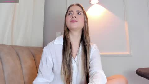 liz walton online show from December 18, 12:07 pm