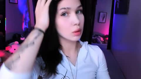 Lia online show from November 29, 10:25 pm