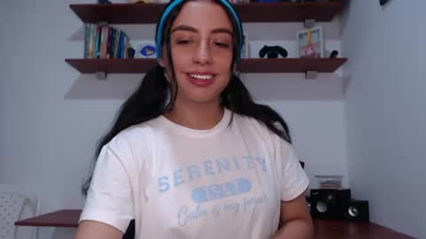   lia  online show from June 13, 12:30 am