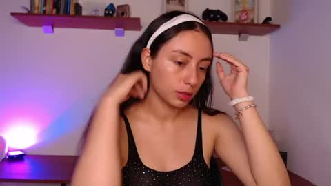   lia  online show from June 29, 2:18 am