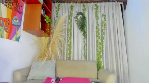 Lia online show from May 10, 5:42 am