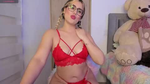 Lia  online show from September 18, 12:20 am