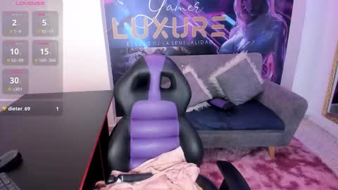 Lia online show from November 14, 1:55 pm