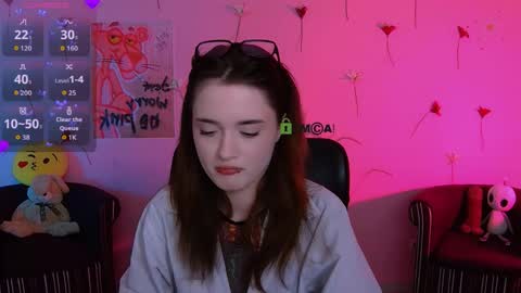 Little Liana  online show from May 5, 7:06 pm