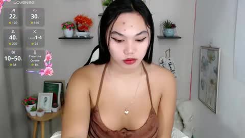 Liane online show from June 11, 2:53 am