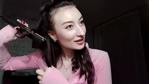 Lia online show from December 2, 11:07 pm