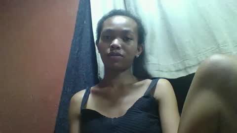 liaraisha online show from December 3, 8:00 pm