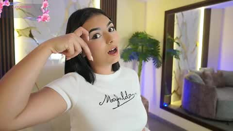 liawheeler online show from December 5, 7:04 pm