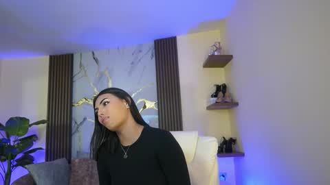 liawheeler online show from January 12, 7:08 pm