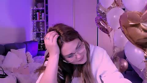 Snapshot of libra_mia chatting on October 11, 6:40 am libra_mia online show from October 11, 6:40 am