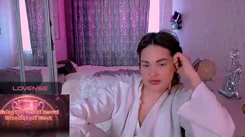 libra_mia online show from June 20, 5:11 am