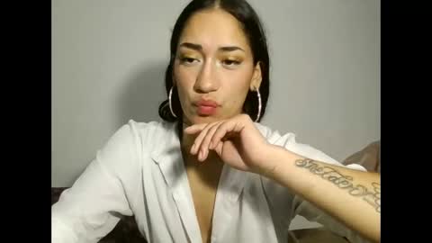 Snapshot of liia__strong chatting on October 13, 12:08 pm LIIA online show from October 13, 12:08 pm