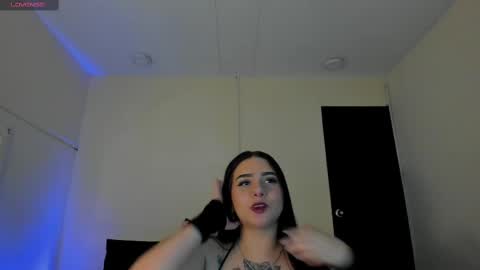 Lily Moore online show from October 22, 7:02 am