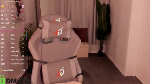 Lika Davis online show from February 28, 4:39 pm