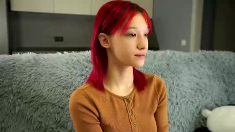 Emi online show from October 5, 1:05 pm