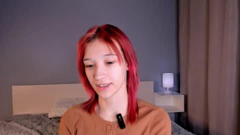 Emi online show from September 17, 4:27 pm