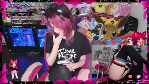 LikeMyAshe online show from November 17, 7:42 am