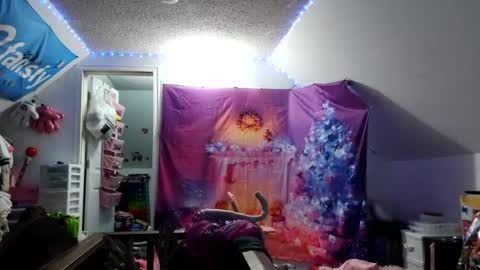 Snapshot of likemyashe chatting on December 18, 3:15 am LikeMyAshe online show from December 18, 3:15 am