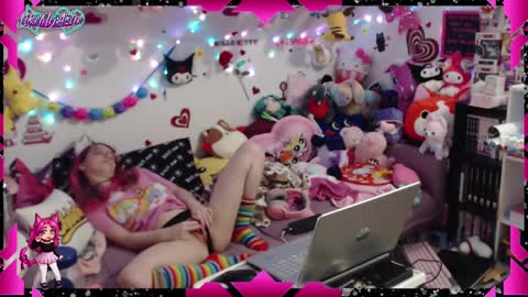 Snapshot of likemyashe chatting on January 20, 6:10 am LikeMyAshe online show from January 20, 6:10 am
