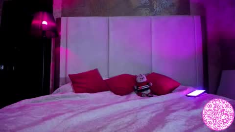 Gabriela online show from October 17, 7:28 pm