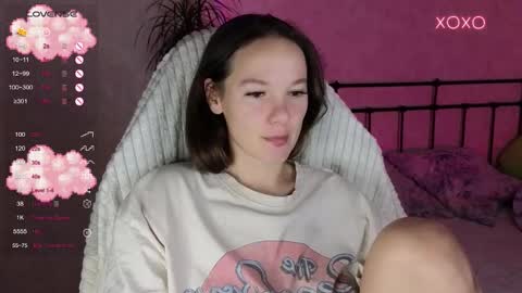 little moon online show from November 30, 1:59 pm