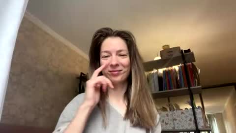 aka princessmaya online show from August 4, 10:54 am
