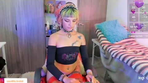 Lila online show from March 11, 11:29 pm