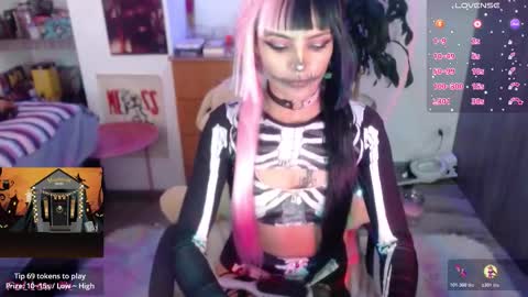 Lila online show from October 23, 9:32 pm