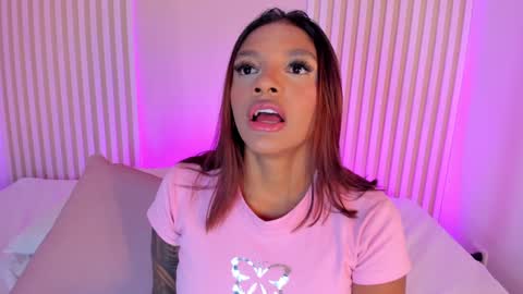 L I L A   online show from January 30, 7:59 pm