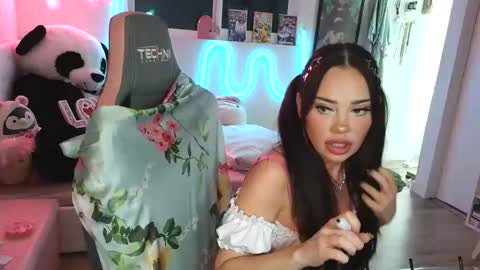 lilbina online show from February 14, 4:58 am