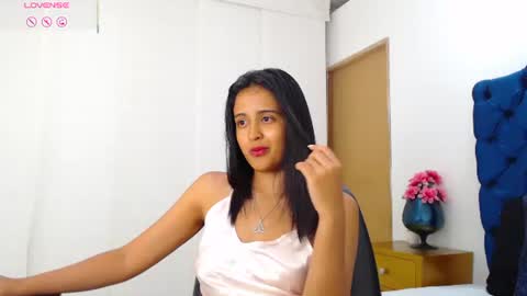 Lili online show from June 16, 3:18 am