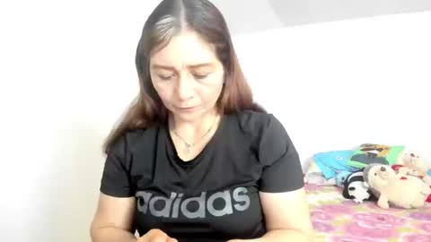 liliamilf online show from February 25, 11:37 pm
