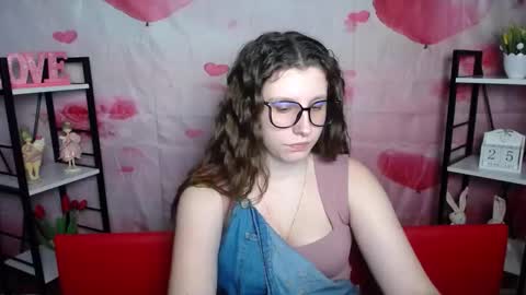 lilianashine online show from February 25, 7:18 am