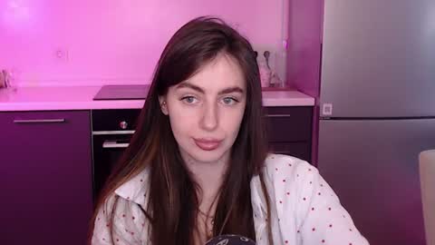 Lilu online show from June 16, 3:40 am