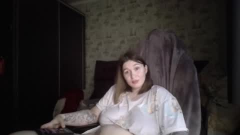 liliawoolf online show from November 10, 2:01 pm