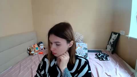 liliawoolf online show from September 29, 12:21 pm