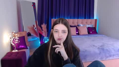 Lili Bakery online show from February 28, 12:32 am