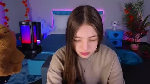 Lili Bakery online show from November 4, 3:33 am