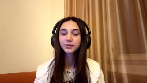 Lina online show from September 28, 11:10 pm