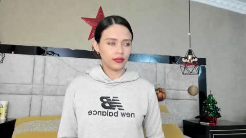 LilyJensen online show from January 5, 7:28 pm