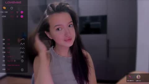 Snapshot of lililaluna chatting on October 12, 7:05 pm             ...  online show from October 12, 7:05 pm