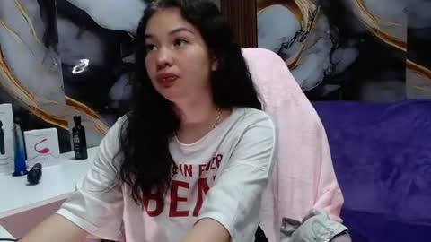 lilimini online show from June 22, 8:06 pm