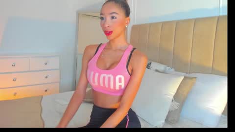 Lili  online show from February 28, 4:32 am