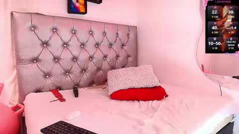 Lilith online show from January 6, 3:10 am