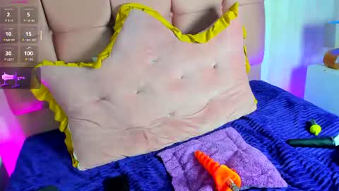 Lilith  online show from June 12, 4:31 am
