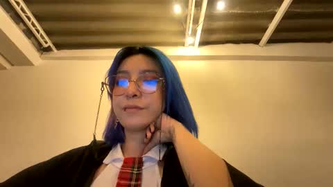 Lilith  online show from June 5, 5:11 am