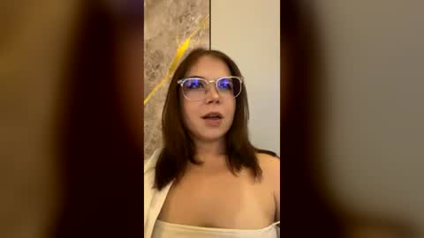 Lilith Bonheur online show from June 16, 12:28 pm